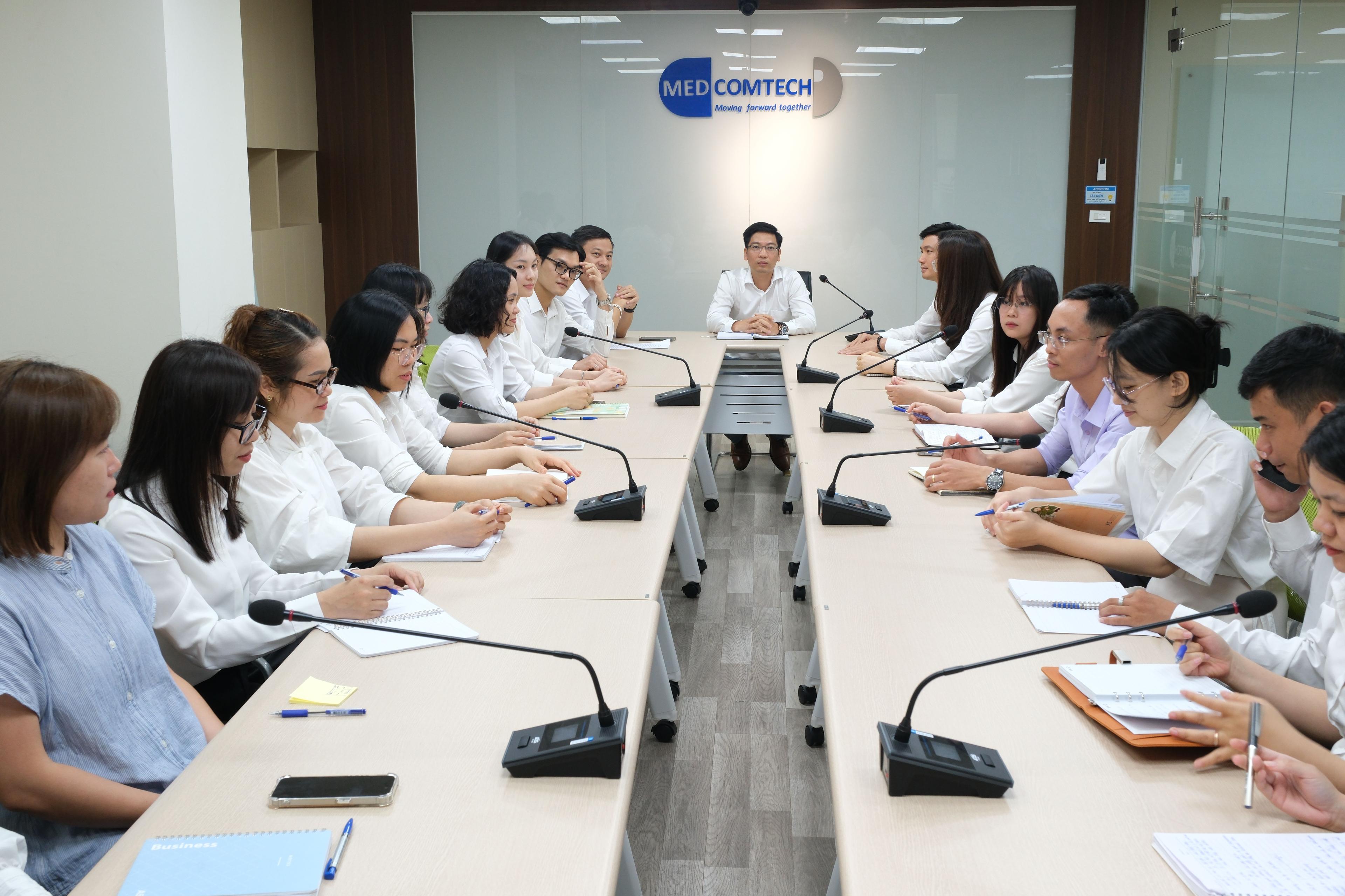 Job Opportunities at Medcomtech