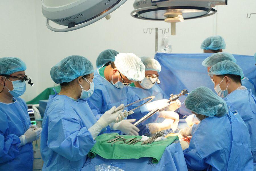 Medcomtech trân trọng chúc mừng thành công của 7 ca đại phẫu và lần ghép phổi đầu tiên ở miền Nam